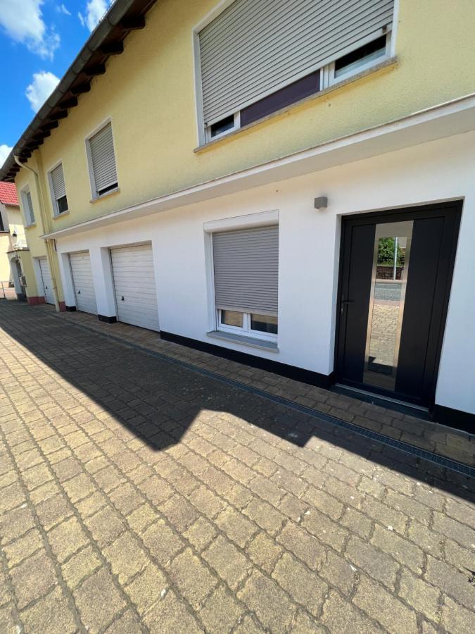Deniz'S Serviced Apartment. Niederaula Eksteriør billede